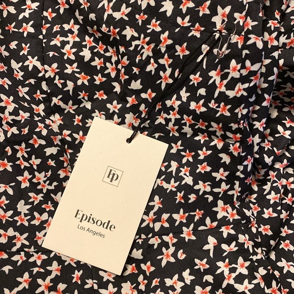 NWT Floral Dress - Picture 5 of 5